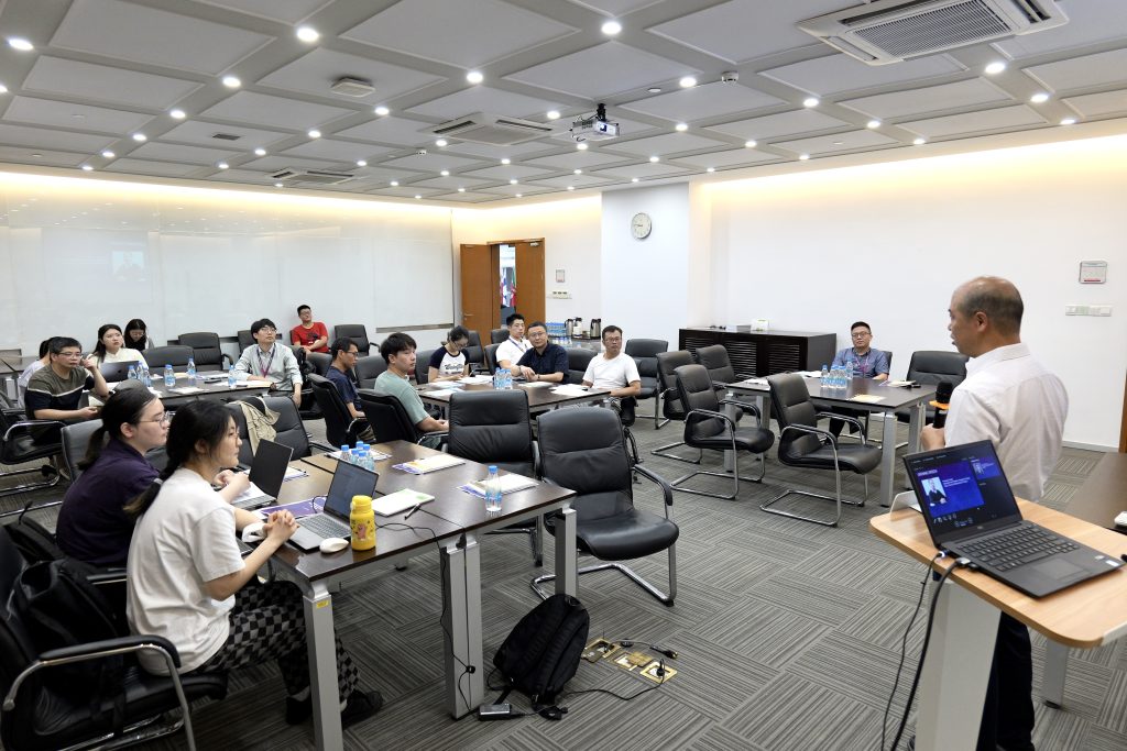 保险与金融量化风险管理研讨会在洛桑旅游数理学院举行:探索精算研究的未来挑战和机遇