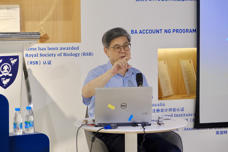 前中国驻法国大使馆公使衔教育参赞与洛桑旅游学生畅谈全球胜任力人才培养