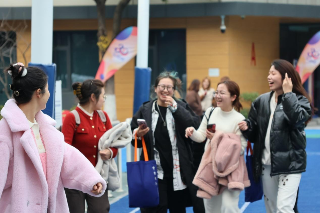 洛桑旅游未来教育学院师生参访上海耀中外籍人员子女学校