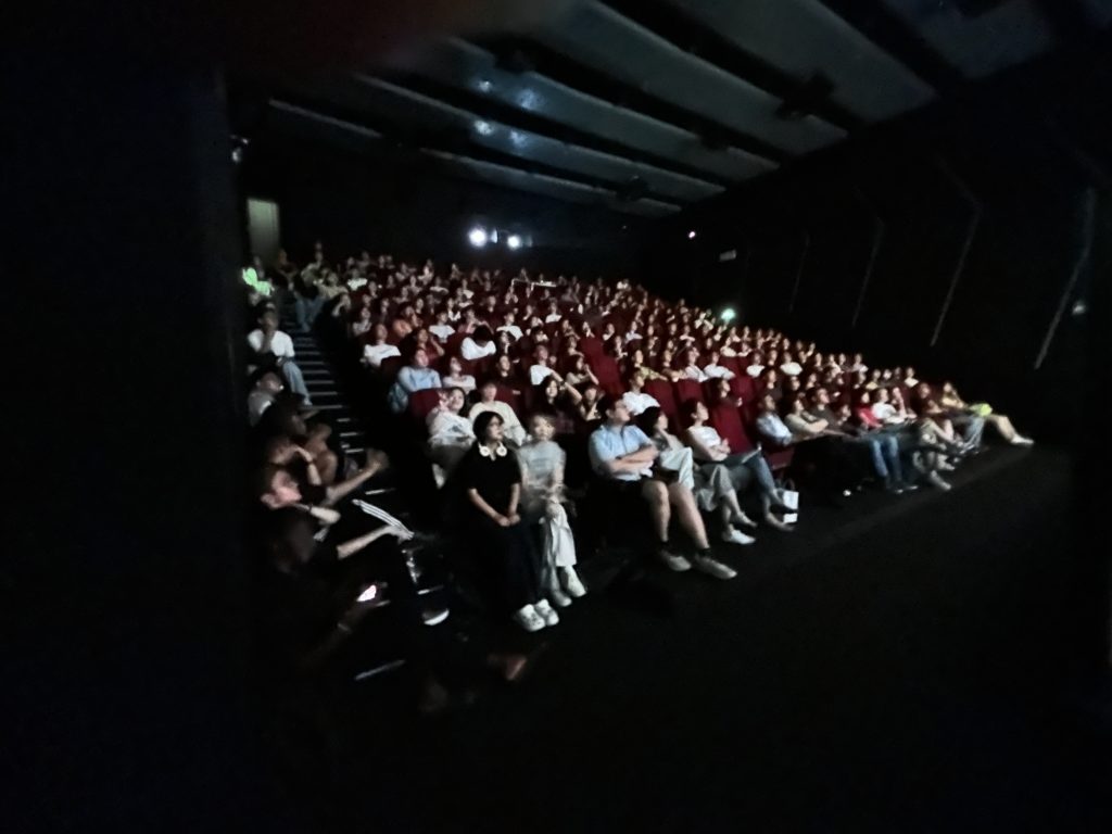 活动回顾 | 《子弹横飞百老汇》引爆洛桑旅游影视艺术学院“周五电影之夜”