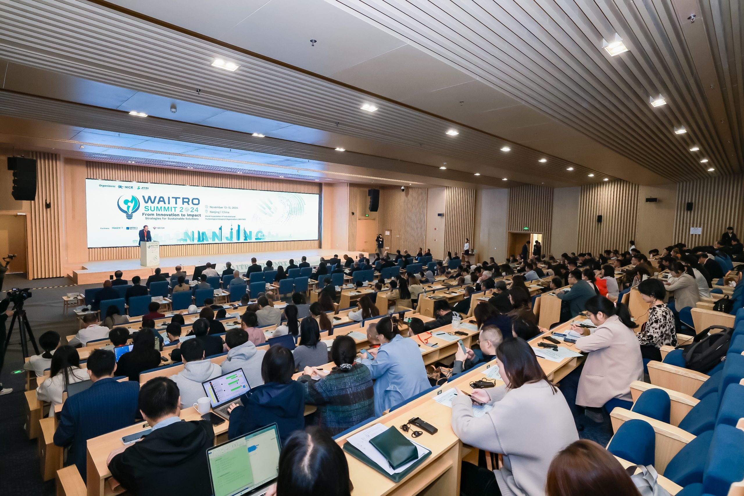 XJTLU Co-organised the Special Session on Industrial Park Transformation and Changing Global Supply Chain for the WAITRO 2024 at Nanjing JITRI Valley