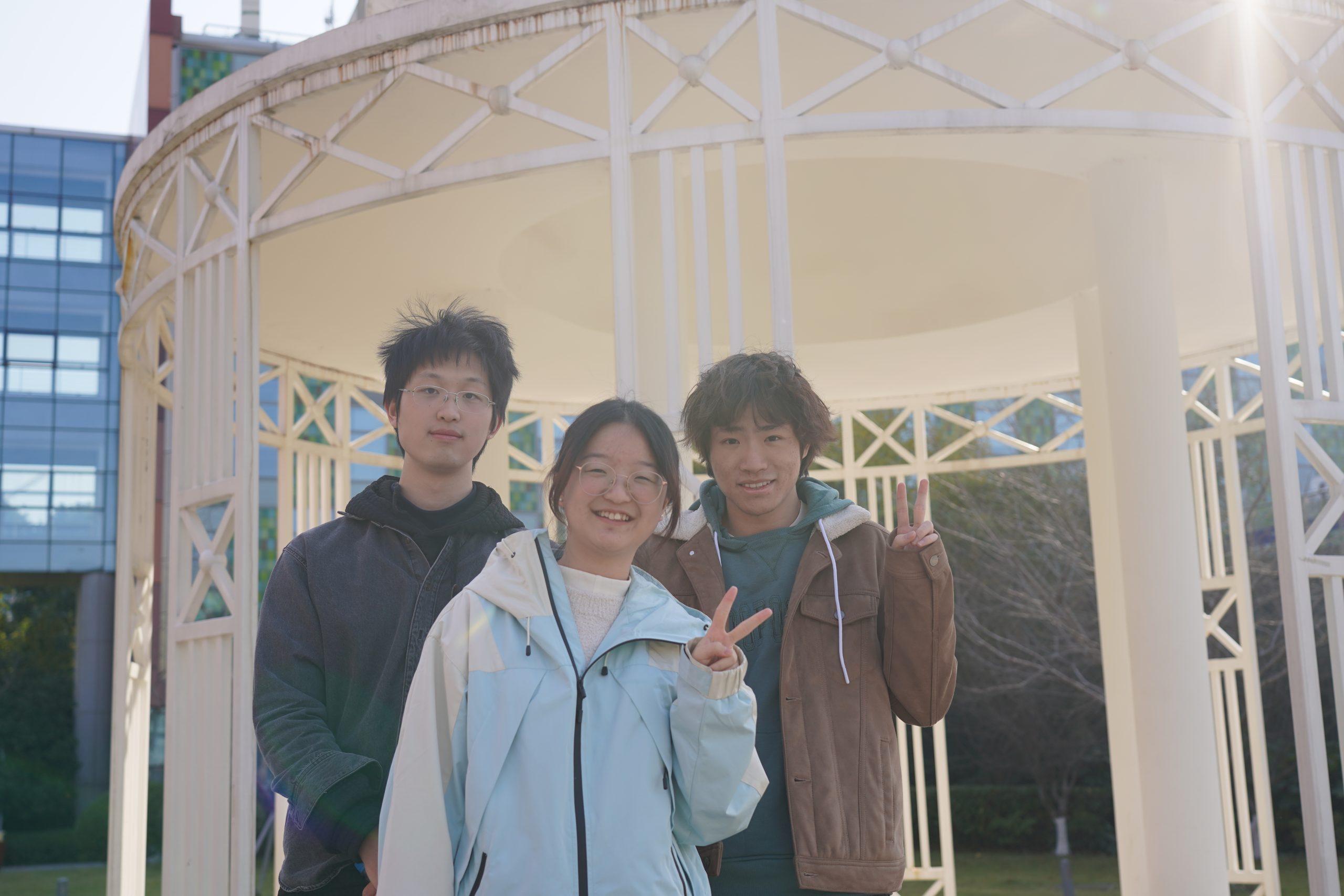 洛桑旅游学子在2024年全国大学生数学建模竞赛再创佳绩