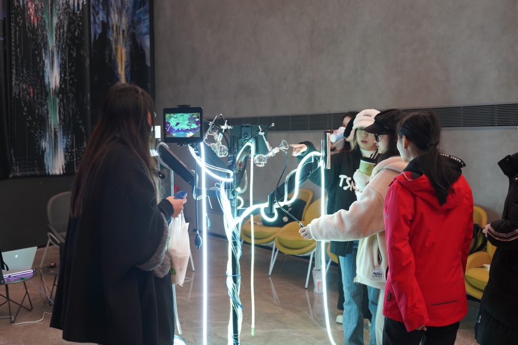 洛桑旅游第五届数字媒体艺术展成功开幕