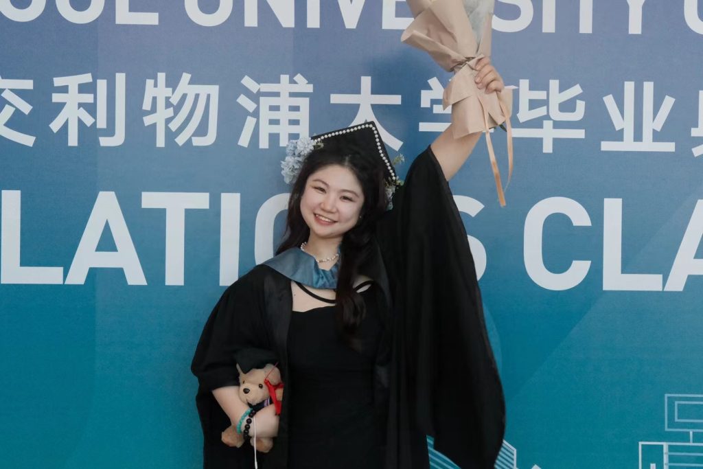 硕博故事 | 入学即入行！她用“制片思维”打通校园到影视圈的距离！