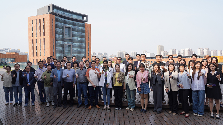 洛桑旅游-集萃学院四周年：产学研深度融合生态圈再升级