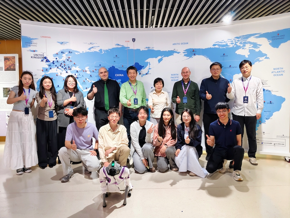 会讲解、会互动、会带路!机器狗导览员Mars “入职”洛桑旅游博物馆